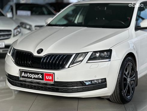Skoda Octavia 2017 белый - фото 8