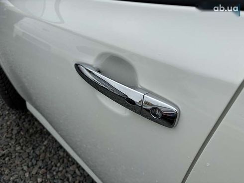 Nissan Leaf 2021 - фото 9