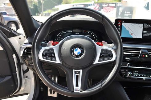 BMW M5 2022 - фото 20