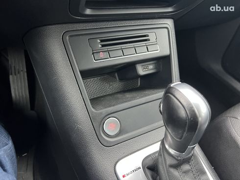 Volkswagen Tiguan 2016 белый - фото 10