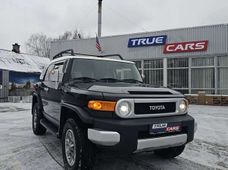 Продажа б/у внедорожник Toyota FJ Cruiser - купить на Автобазаре