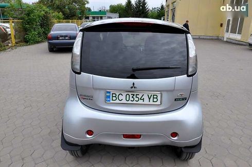 Mitsubishi i-MiEV 2011 - фото 8