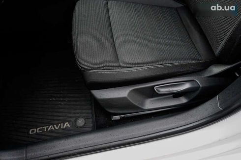 Skoda Octavia 2020 - фото 19