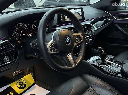 BMW 5 серия 2018 - фото 10