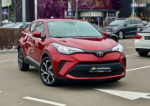 Toyota C-HR 2020 - фото 4