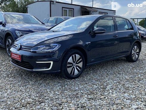 Volkswagen e-Golf 2020 - фото 7