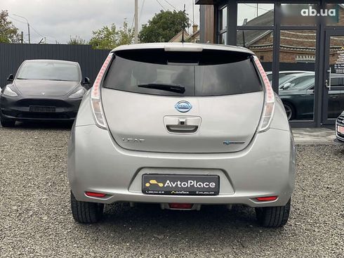 Nissan Leaf 2017 - фото 23