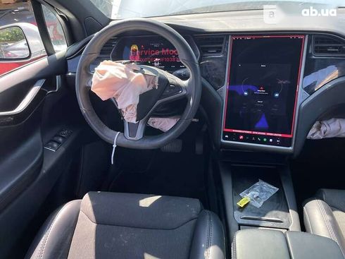 Tesla Model X 2018 - фото 7