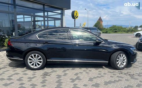 Volkswagen Passat 2015 - фото 8