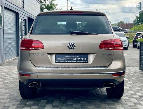 Volkswagen Touareg 2017 - фото 8
