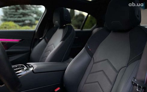 BMW i5 2024 - фото 30