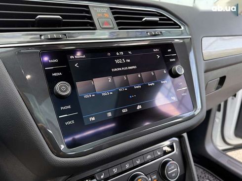 Volkswagen Tiguan 2021 - фото 16