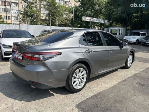 Toyota Camry 2024 - фото 6