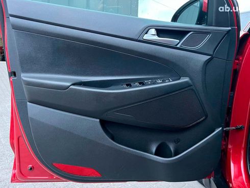 Hyundai Tucson 2017 красный - фото 15