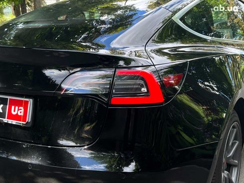 Tesla Model 3 2018 черный - фото 9