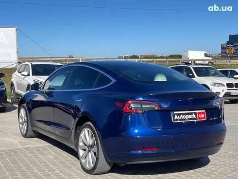 Tesla Model 3 2018 синий - фото 34