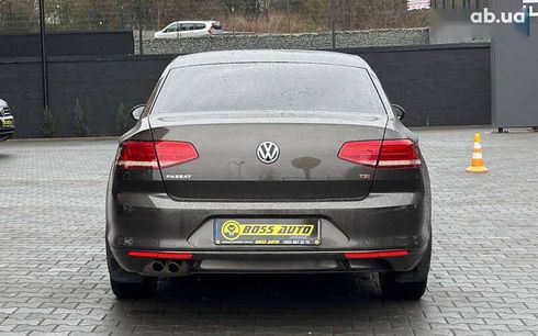 Volkswagen Passat 2017 - фото 5