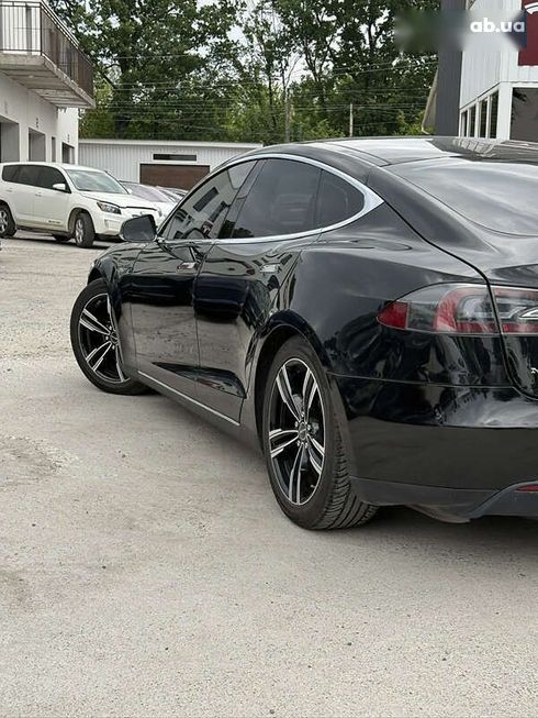 Tesla Model S 2013 - фото 12