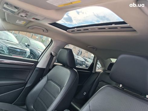Volkswagen Passat 2015 белый - фото 31