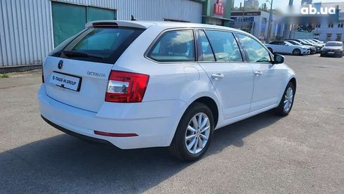 Skoda Octavia 2019 - фото 27