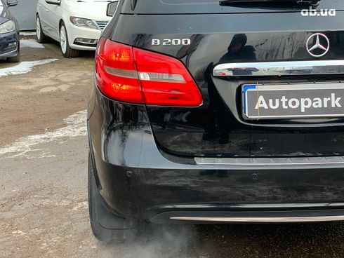 Mercedes-Benz B-Класс 2014 черный - фото 13