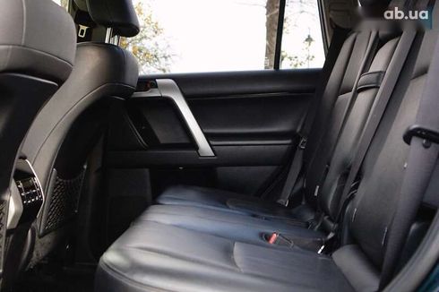 Toyota Land Cruiser Prado 2017 - фото 29