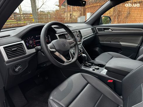 Volkswagen Atlas 2023 серый - фото 15