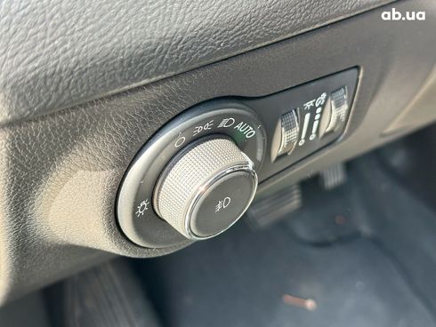 Jeep Compass 2020 серый - фото 15