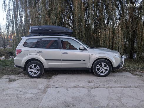 Subaru Forester 2009 бежевый - фото 2