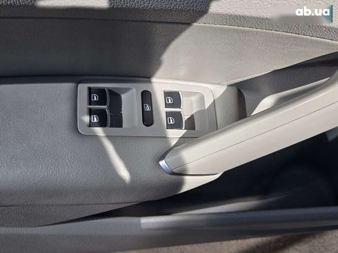 Volkswagen Passat 2016 - фото 17