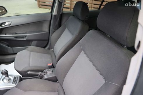 Opel Astra 2013 - фото 18