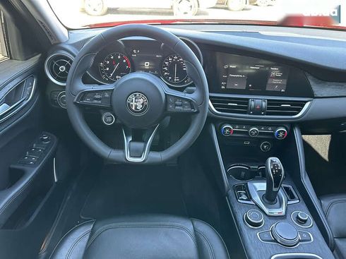 Alfa Romeo Giulia 2020 - фото 19