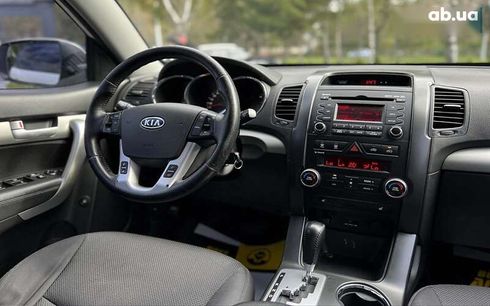 Kia Sorento 2012 - фото 12