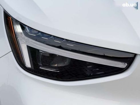Volvo XC40 2024 - фото 13