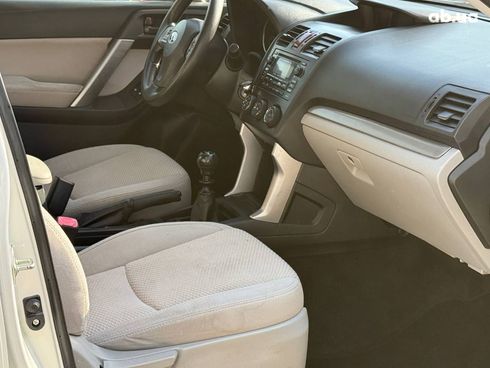 Subaru Forester 2014 белый - фото 15