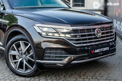 Volkswagen Touareg 2018 - фото 11