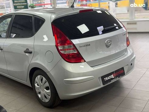 Hyundai i30 2009 - фото 13