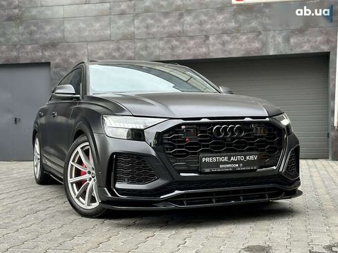Audi RS Q8 2020 - фото 2