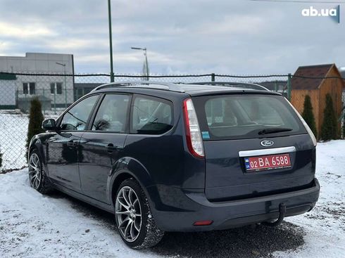 Ford Focus 2009 - фото 12