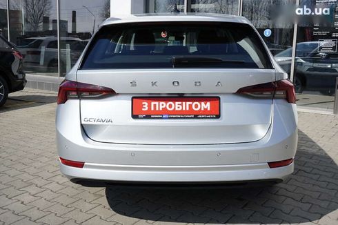 Skoda Octavia 2020 - фото 6