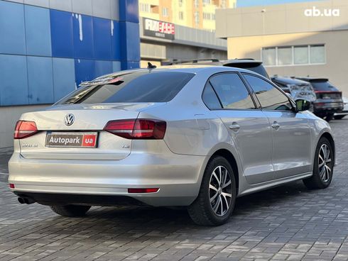 Volkswagen Jetta 2015 серый - фото 8