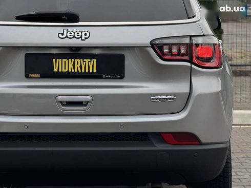Jeep Compass 2020 - фото 16