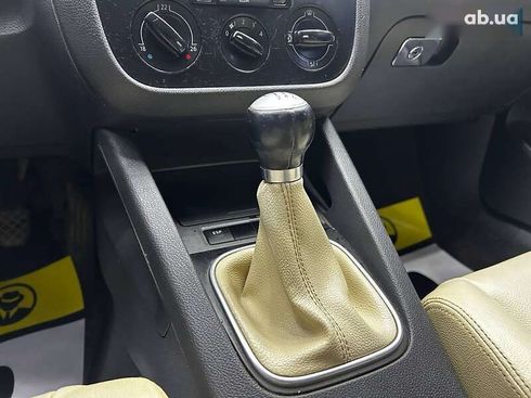 Volkswagen Golf 2004 - фото 14