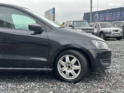 Volkswagen Polo 2011 черный - фото 11