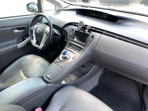 Toyota Prius 2010 серый - фото 27