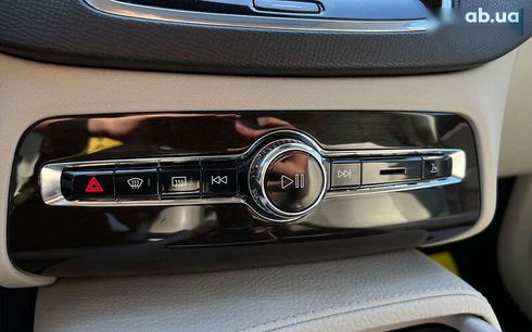 Volvo XC90 2018 - фото 16