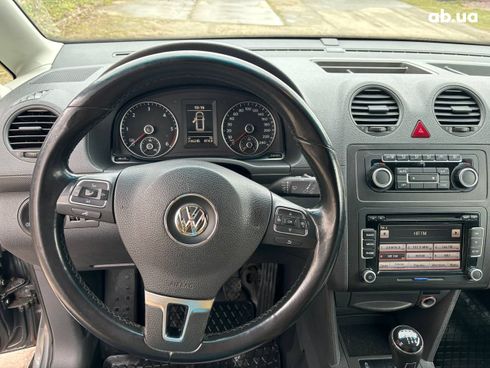 Volkswagen Caddy 2013 серый - фото 12