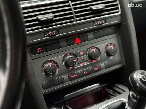 Audi A6 2005 серый - фото 64