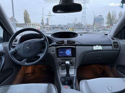 Renault Laguna 2002 - фото 17