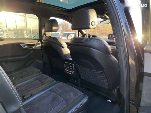 Audi Q7 2018 - фото 27